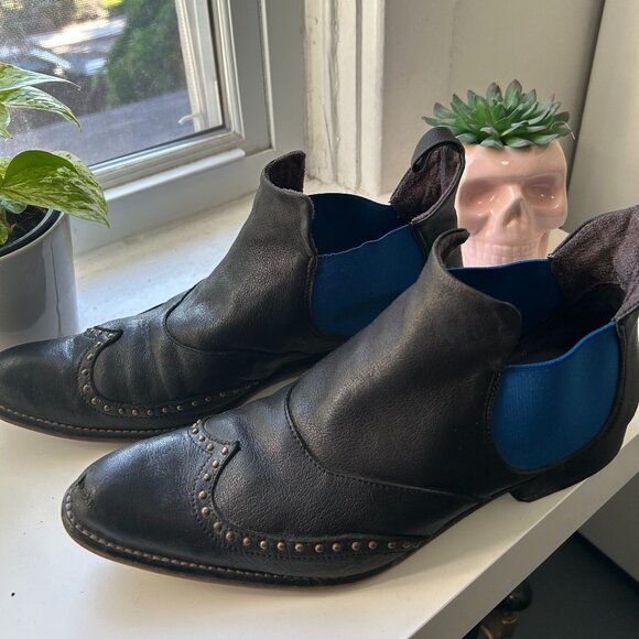 Fluevog - black ankel boots with blue trim - Picture 1 of 10
